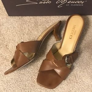 Sesto Meucci Kitten Slides